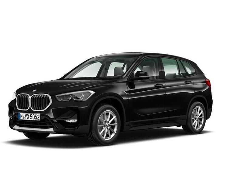 Gebraucht BMW X1 Advantage 140 PS (102 kW) 2021 Black sapphire (schwarz) SUV