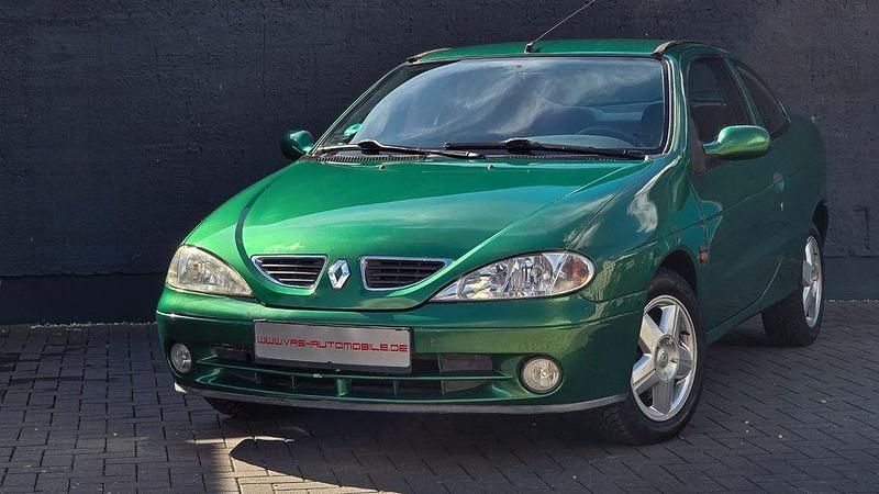 Gebraucht Renault Mégane 107 PS (78 kW) 2000 Grün Coupé