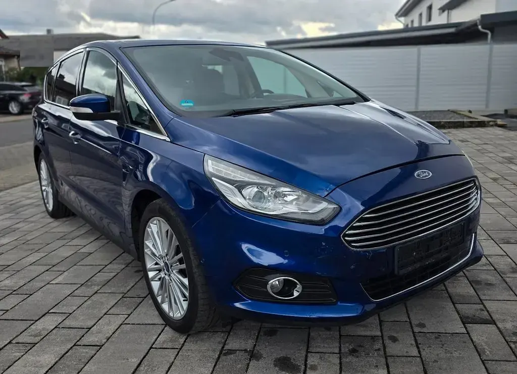 Gebraucht Ford S-MAX Titanium 179 PS (131 kW) 2016 Blau Van / Kleinbus