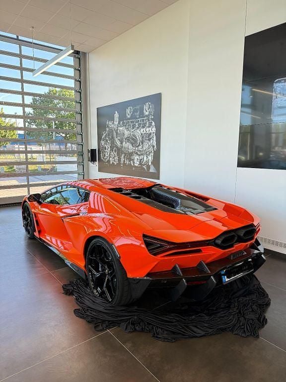 Neu Lamborghini Revuelto 2025 Rot Coupé