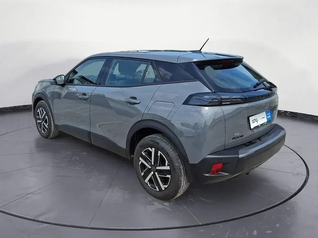 Gebraucht Peugeot 2008 Active 101 PS (74 kW) 2024 Silber SUV