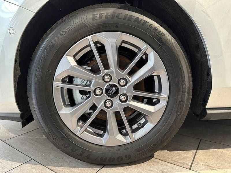 Gebraucht Ford Focus Titanium 125 PS (91 kW) 2023 Silber Kombi