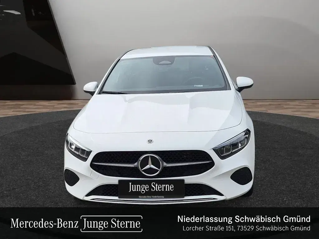 Gebraucht Mercedes A250 Advanced 163 PS (119 kW) 2025 Weiß Limousine