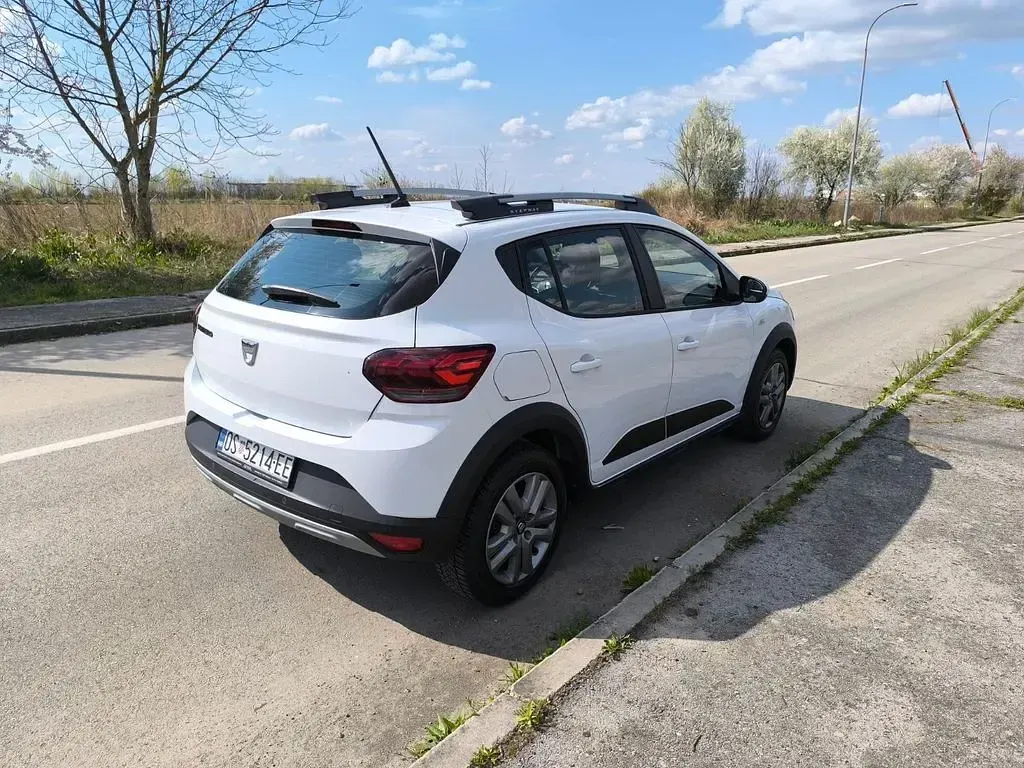 Gebraucht Dacia Sandero Comfort 91 PS (66 kW) 2021 Weiß Limousine