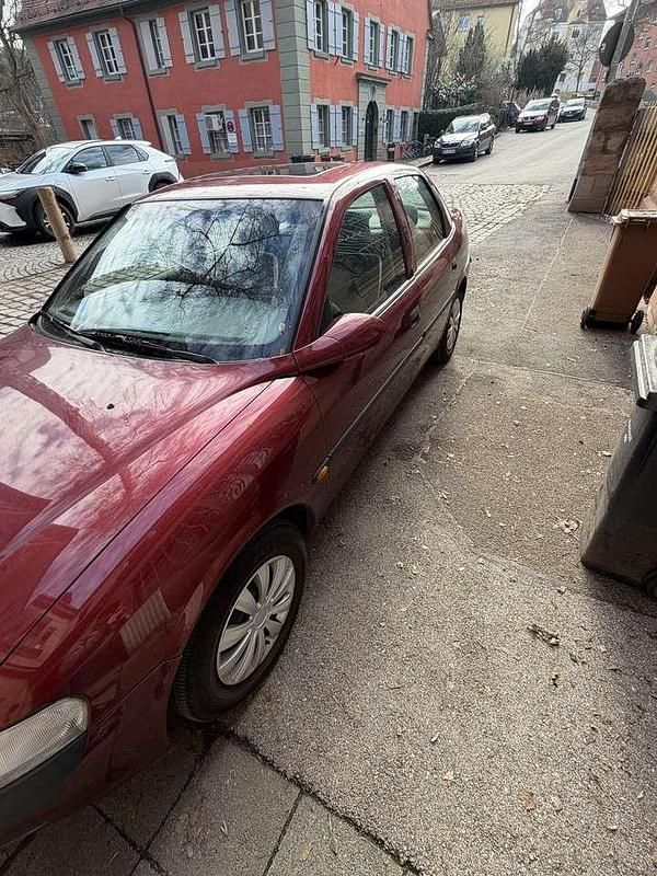 Gebraucht Opel Vectra 116 PS (85 kW) 1996 Limousine