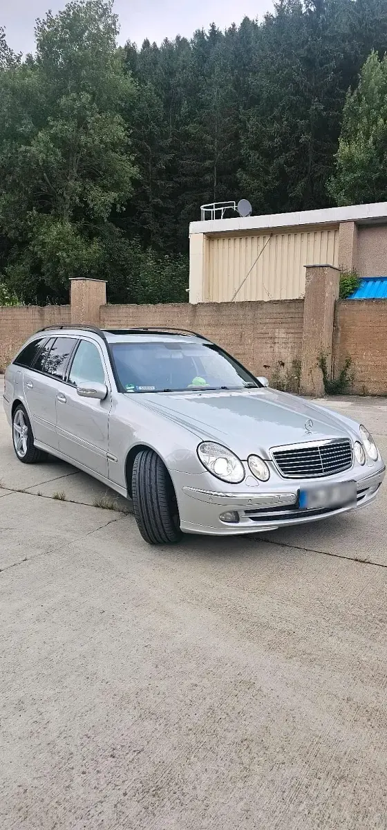 Gebraucht Mercedes E320 224 PS (164 kW) 2006 Silber Kombi