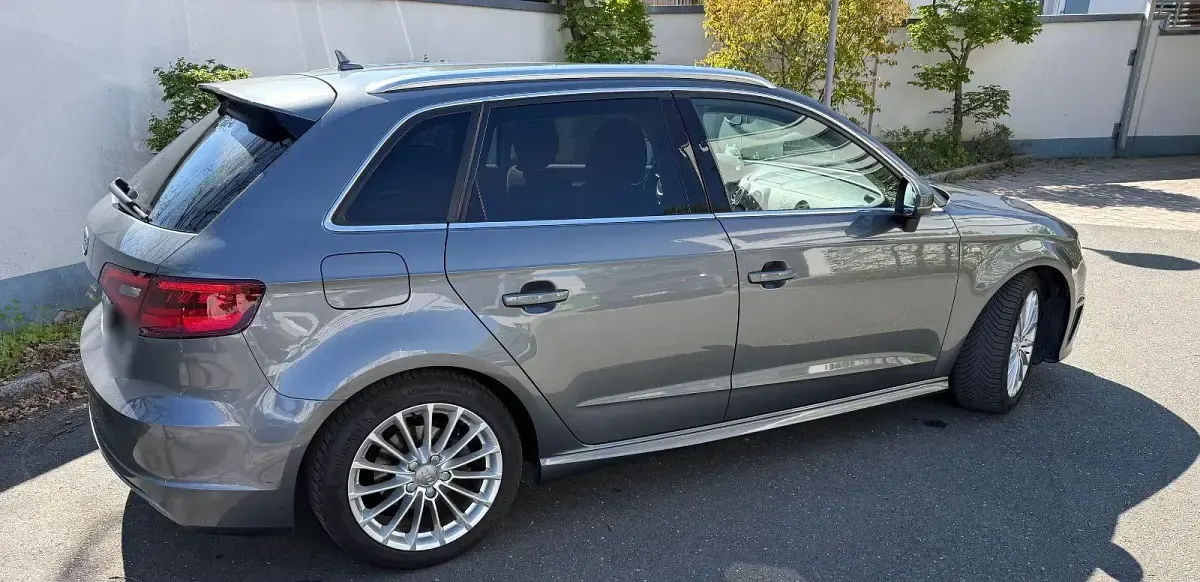 Gebraucht Audi A3 S-Line 150 PS (110 kW) 2015 Grau Limousine