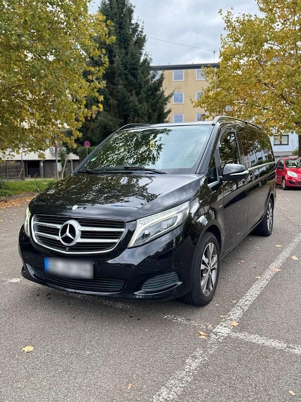Gebraucht Mercedes V250 Avantgarde 190 PS (139 kW) 2014 Schwarz Van / Kleinbus