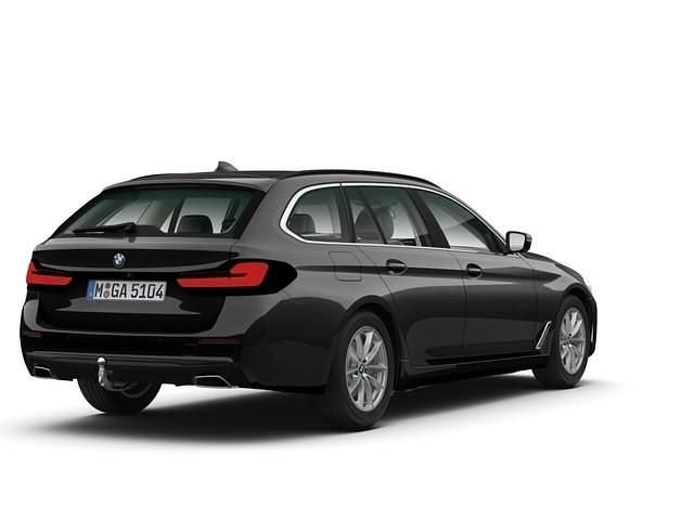 Gebraucht BMW 520 190 PS (139 kW) 2023 Schwarz Kombi