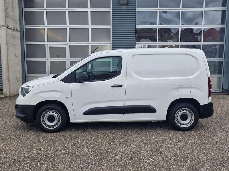 Gebraucht Opel Combo Selection 76 PS (55 kW) 2020 Weiß Van / Kleinbus