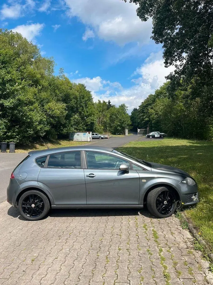 Gebraucht Seat Leon FR 125 PS (91 kW) 2012 Grau Limousine