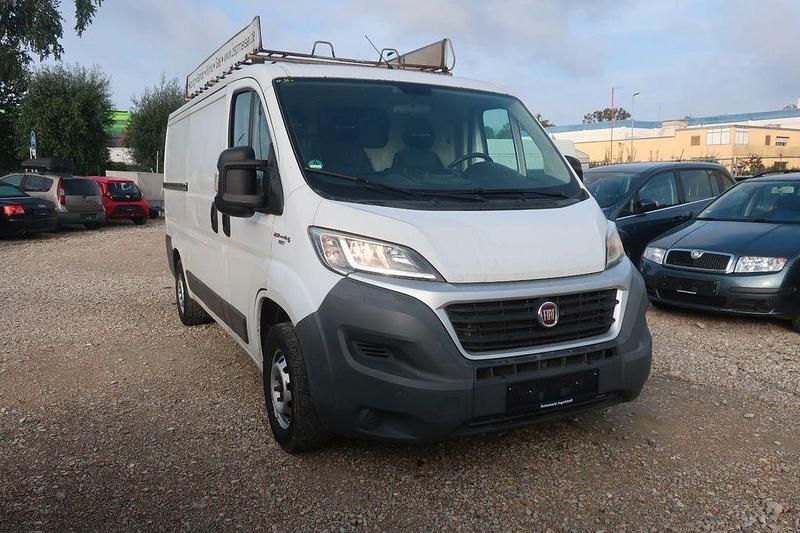 Weiß Gebraucht 2016 Fiat Ducato Van | 7.990 € (Superpreis) - Bild 1/4