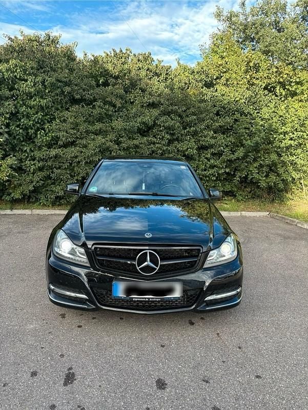 Schwarz Gebraucht 2013 Mercedes C220 Avantgarde Limousine | 10.300 € (Fairer Preis) - Bild 1/4