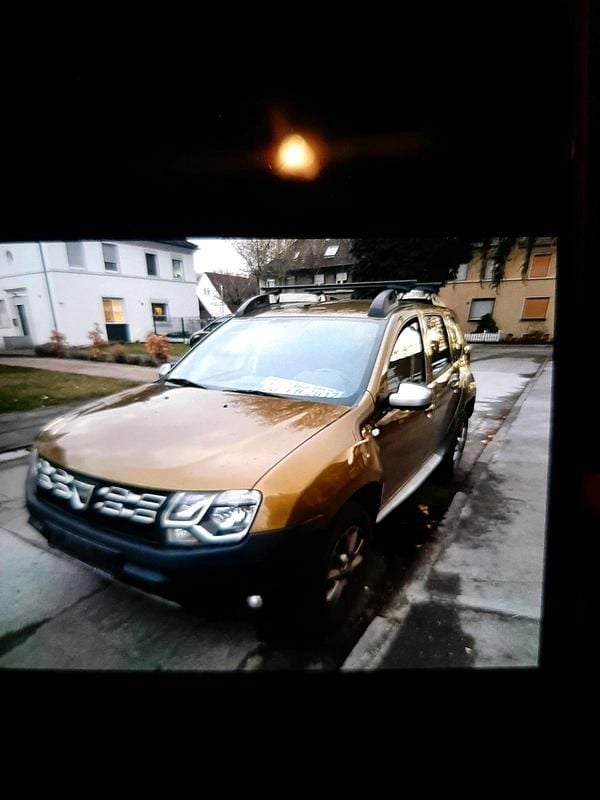 Gebraucht Dacia Duster 101 PS (74 kW) 2016 Andere farben SUV