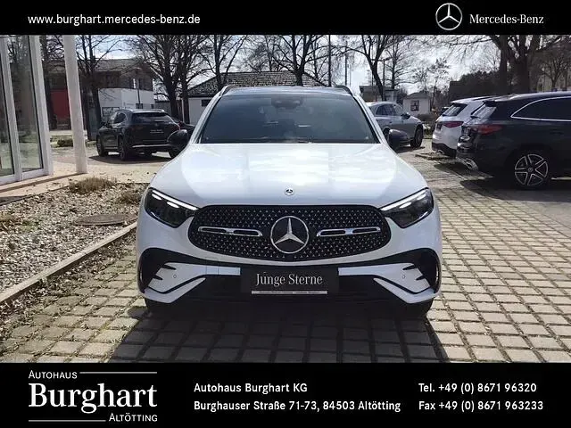 Gebraucht Mercedes GLC400d AMG Line Premium Plus 252 PS (185 kW) 2024 Manufaktur lack manufaktur opa SUV
