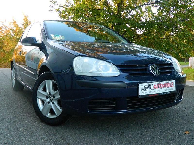 Blau Gebraucht 2004 VW Golf V Limousine | 3.490 € (Etwas zu teuer) - Bild 1/4