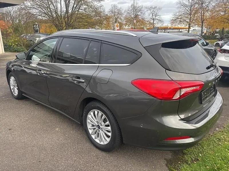 Używany Ford Focus Titanium 125 KM (91 kW) 2021 Szary Kombi