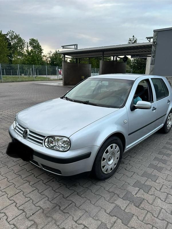 Silber Gebraucht 2003 VW Golf IV Limousine | 2.200 € (Fairer Preis) - Bild 1/4