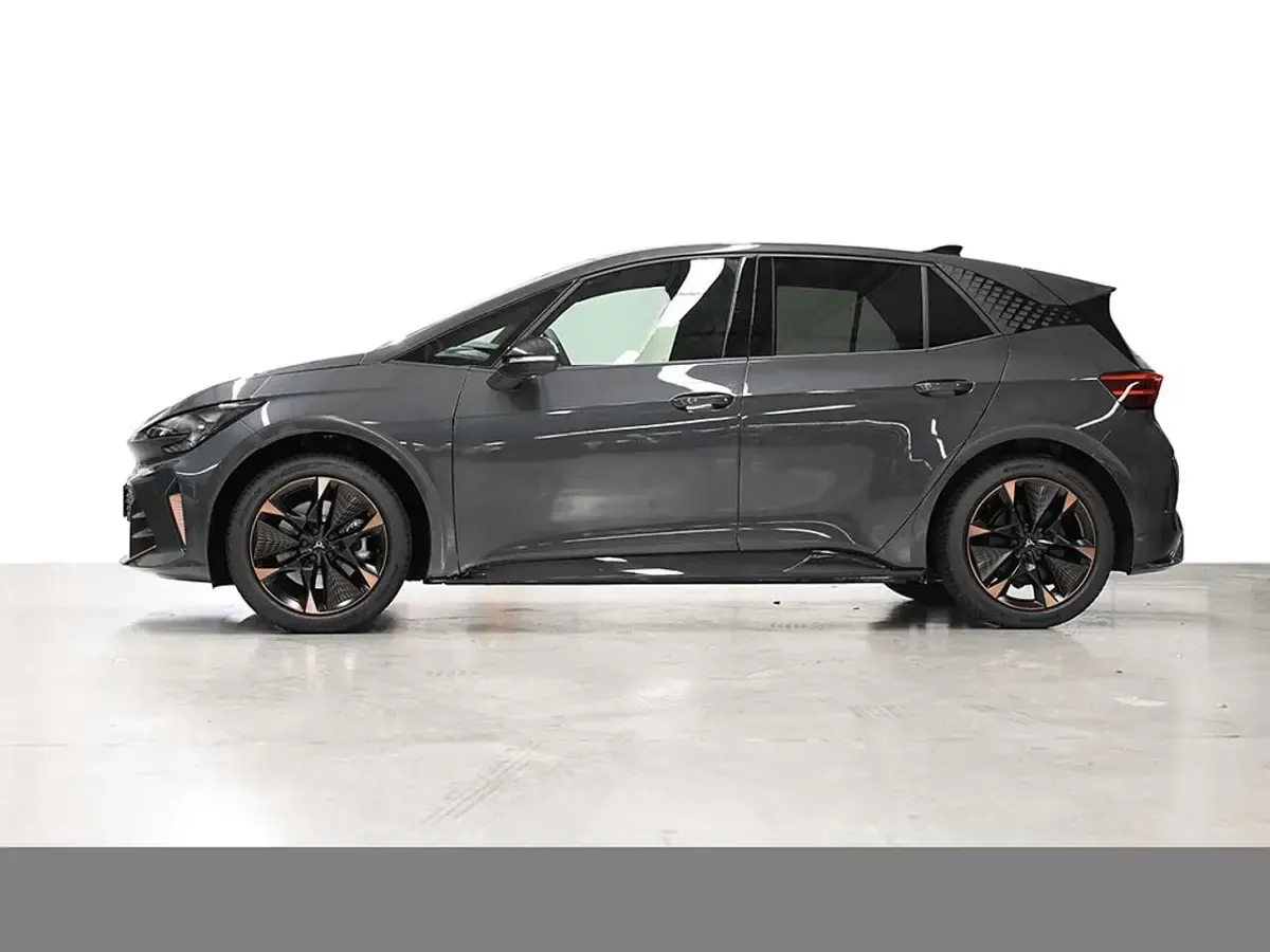 Neu Cupra Born 139 kW (190 PS) 2026 Timanfaya grau metallic Kleinwagen