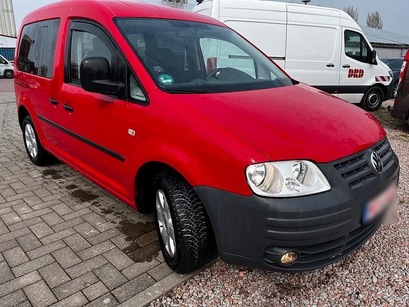 Second-hand VW Caddy 105 CP (77 kW) 2007 Roșu Monovolum