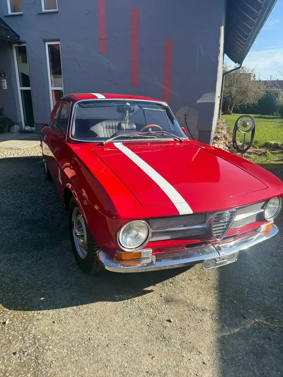Gebraucht Alfa Romeo GT Junior 87 PS (63 kW) 1976 Rot Coupé