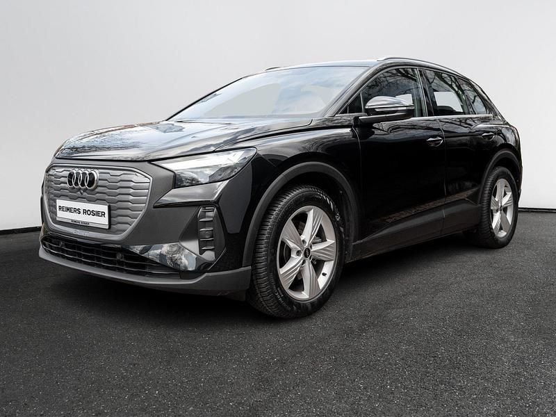 Gebraucht Audi Q4 e-tron Comfort 125 kW (170 PS) 2023 Schwarz SUV