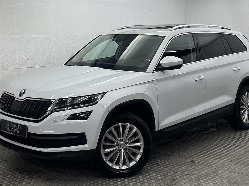 Moon weiss perleffekt (metallic) Gebraucht 2018 Skoda Kodiaq LAURIN & KLEMENT SUV | 30.400 € (Teuer) - Bild 1/4
