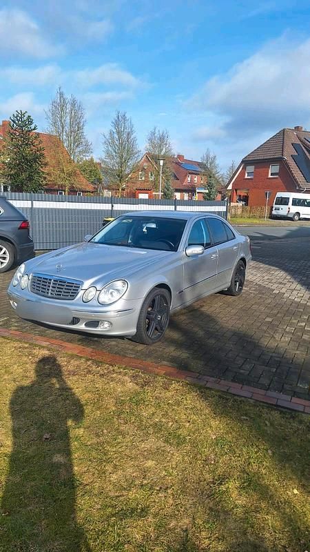 Gebraucht Mercedes 200 163 PS (119 kW) 2003 Silber Limousine