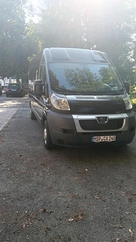 Braun Gebraucht 2010 Peugeot Boxer Van | 7.850 € (Guter Preis) - Bild 1/4