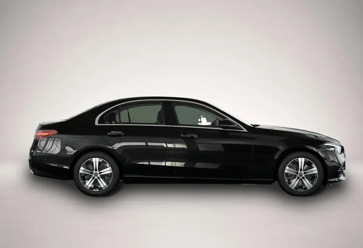Gebraucht Mercedes C200 204 PS (150 kW) 2022 Manufacturer Limousine