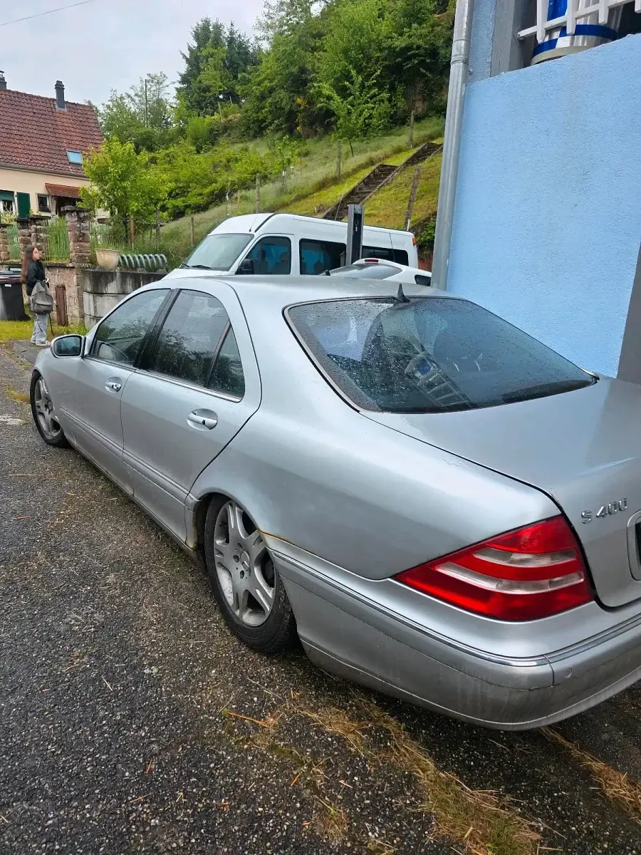Gebraucht Mercedes S400 250 PS (183 kW) 2001 Silber Limousine