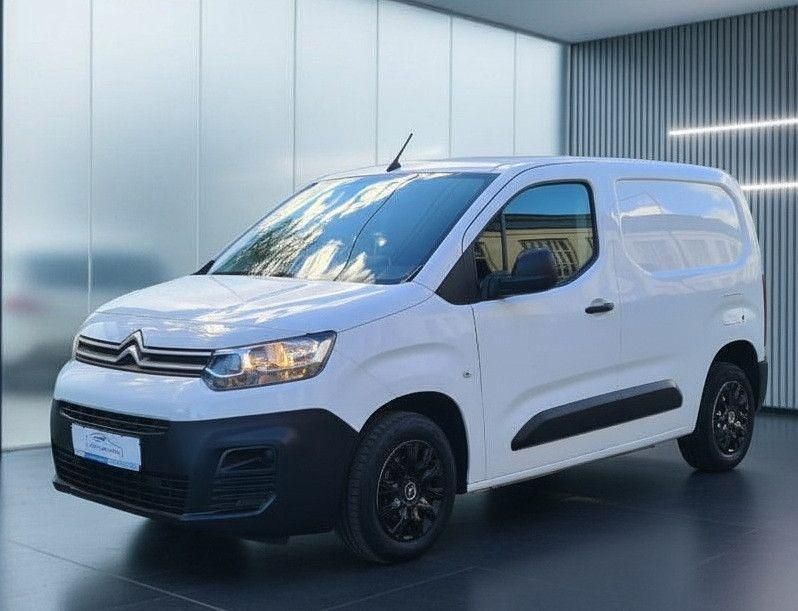 Gebraucht Citroën Berlingo 102 PS (75 kW) 2022 Weiß Van / Kleinbus