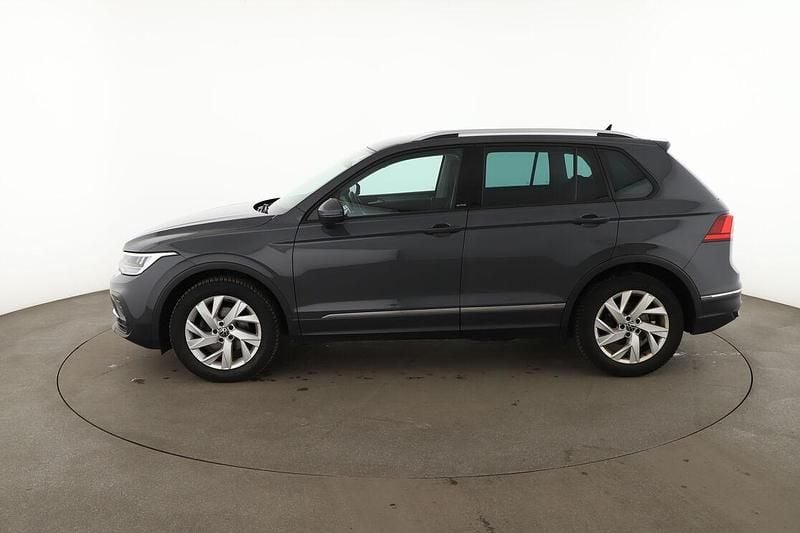 Gebraucht VW Tiguan Active 150 PS (110 kW) 2022 Grau SUV