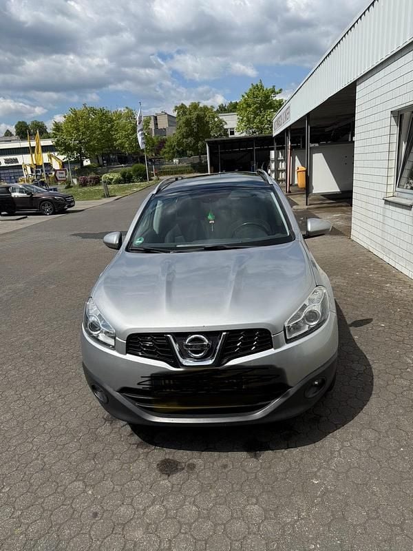 Andere außenfarben Gebraucht 2010 Nissan Qashqai +2 SUV | 5.700 € - Bild 1/4