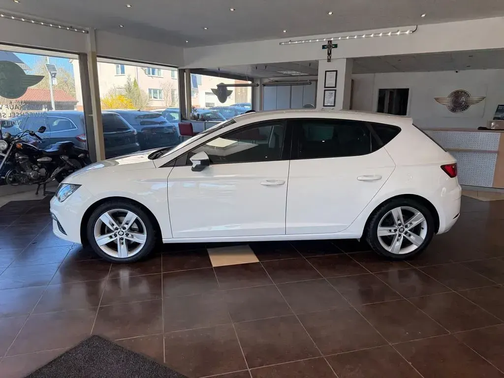 Gebraucht Seat Leon FR 150 PS (110 kW) 2019 Weiß Limousine