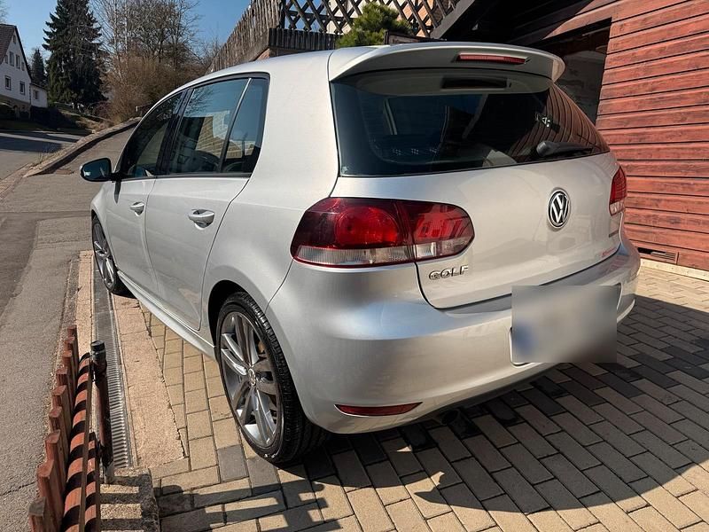 Gebraucht VW Golf VI GT 122 PS (89 kW) 2010 Silber Kleinwagen