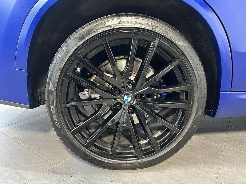 Gebraucht BMW X5 Performance 530 PS (389 kW) 2022 Frozen blue SUV