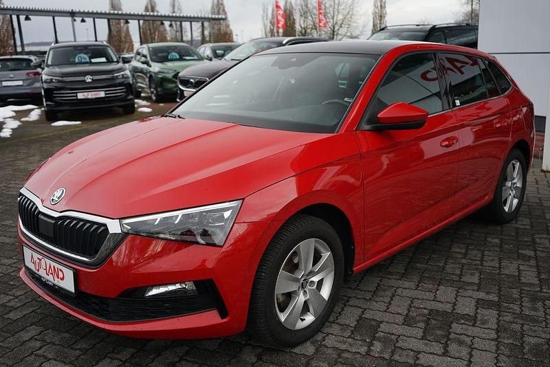 Gebraucht Skoda Scala 150 PS (110 kW) 2023 Rot Kleinwagen