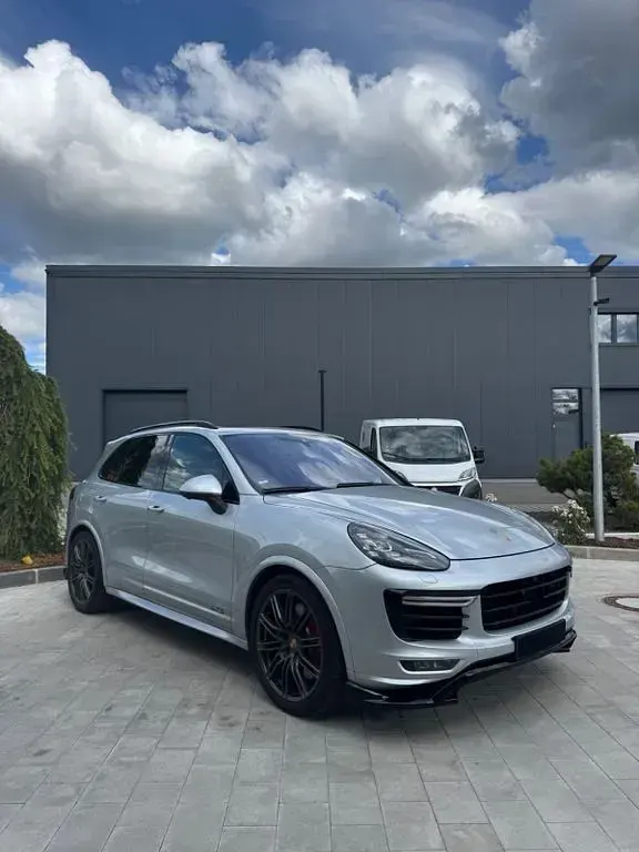 Gebraucht Porsche Cayenne GTS 441 PS (324 kW) 2016 Silber SUV