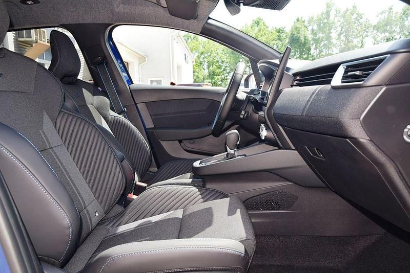 Neu Renault Clio V Esprit Alpine 143 PS (105 kW) 2026 Blau Limousine