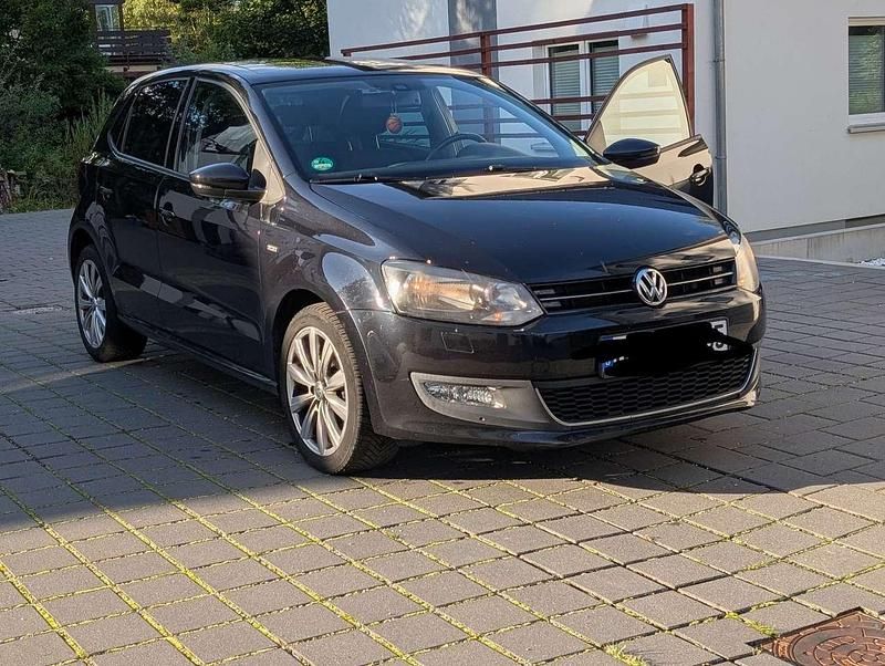 Schwarz Gebraucht 2013 VW Polo Life Kleinwagen | 8.000 € (Fairer Preis) - Bild 1/4