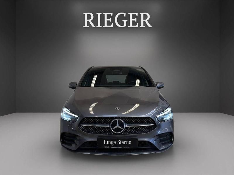 Gebraucht Mercedes B200 AMG 150 PS (110 kW) 2024 Grau Kleinwagen