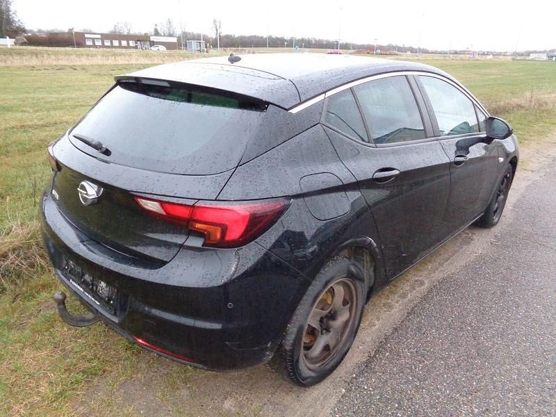 Gebraucht Opel Astra Edition 150 PS (110 kW) 2019 Schwarz Limousine