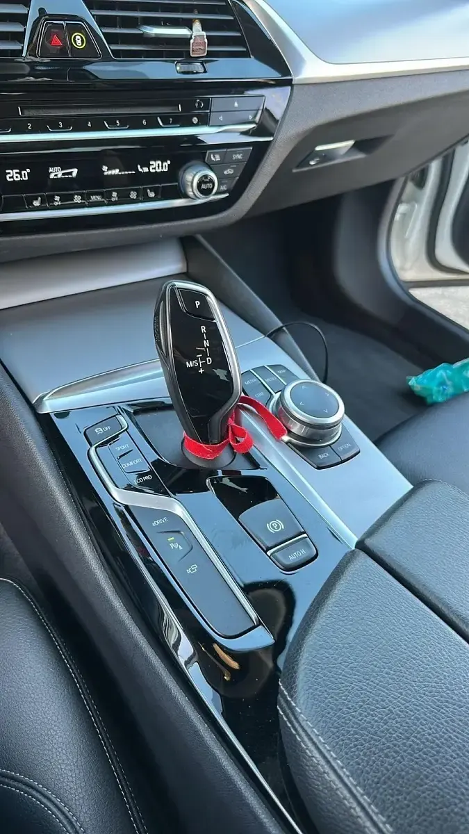 Używany BMW 530 iPerformance 252 KM (185 kW) 2019 Biały Sedan/Limuzyna