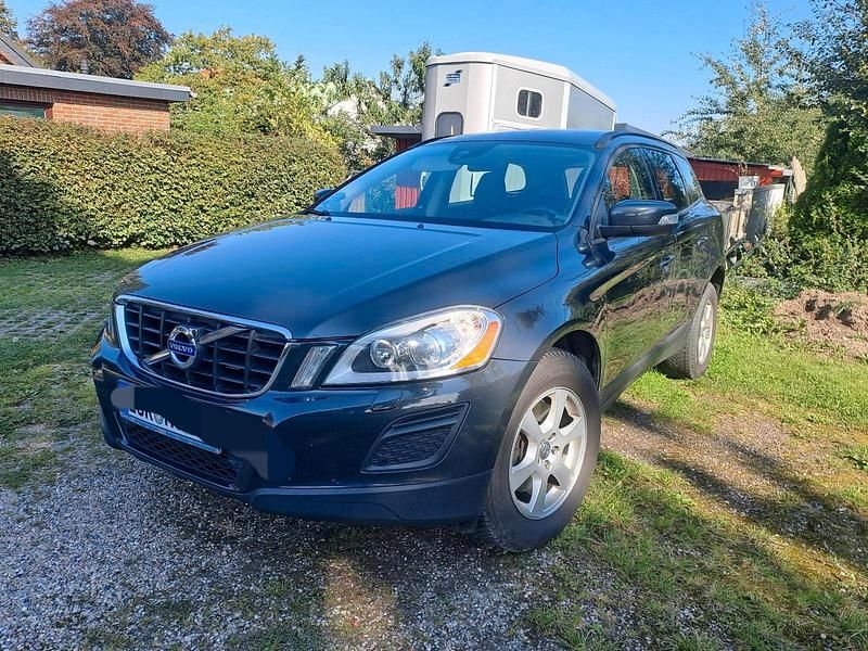 Grau Gebraucht 2013 Volvo XC60 SUV | 11.600 € (Fairer Preis) - Bild 1/4
