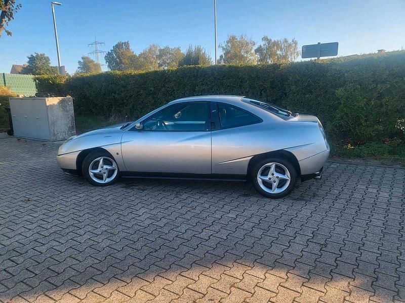 Grau Gebraucht 1996 Fiat Coupé Coupé | 5.790 € - Bild 1/4