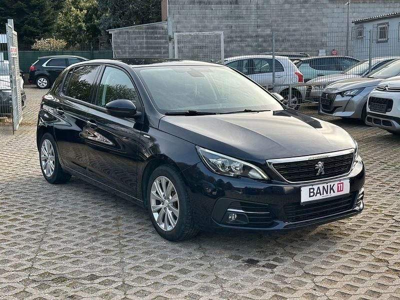 Second-hand Peugeot 308 Style 110 CP (80 kW) 2018 Albastru Berlinǎ