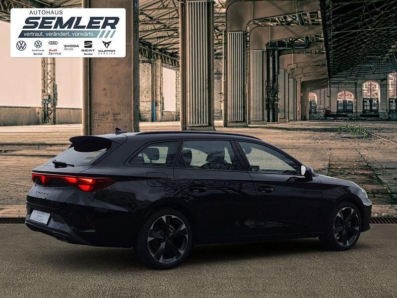 Neu Cupra Leon 150 PS (110 kW) 2025 Schwarz Kombi