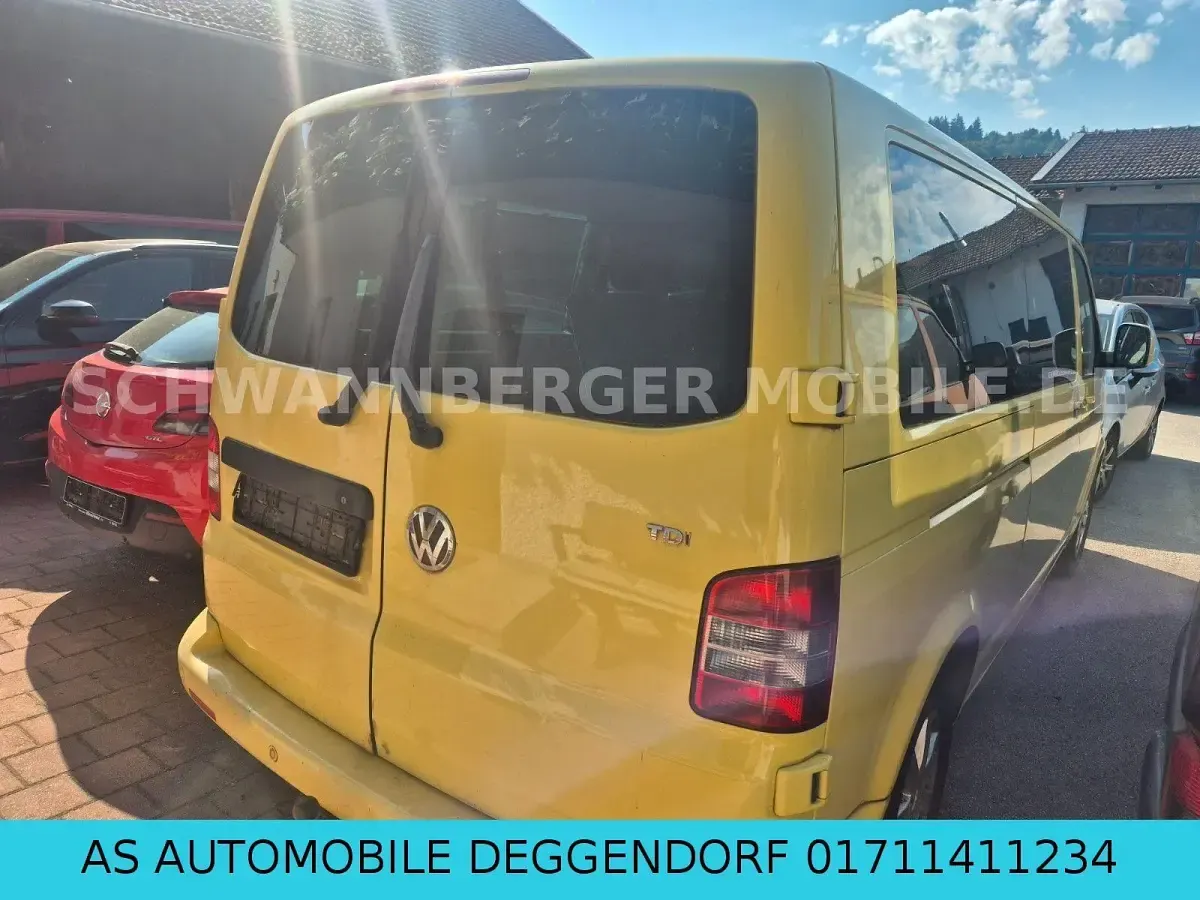 Gebraucht VW Caravelle 131 PS (96 kW) 2005 Gelb Van