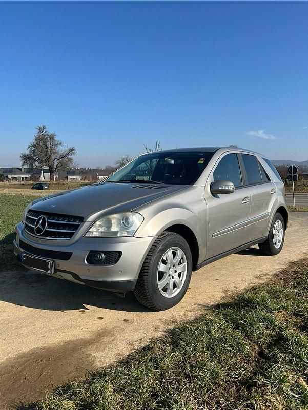 Gebraucht Mercedes ML280 190 PS (139 kW) 2006 Silber SUV